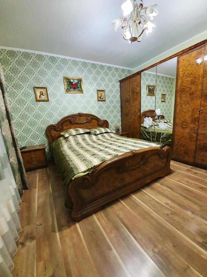 Мирослава Lazeshchyna Esterno foto