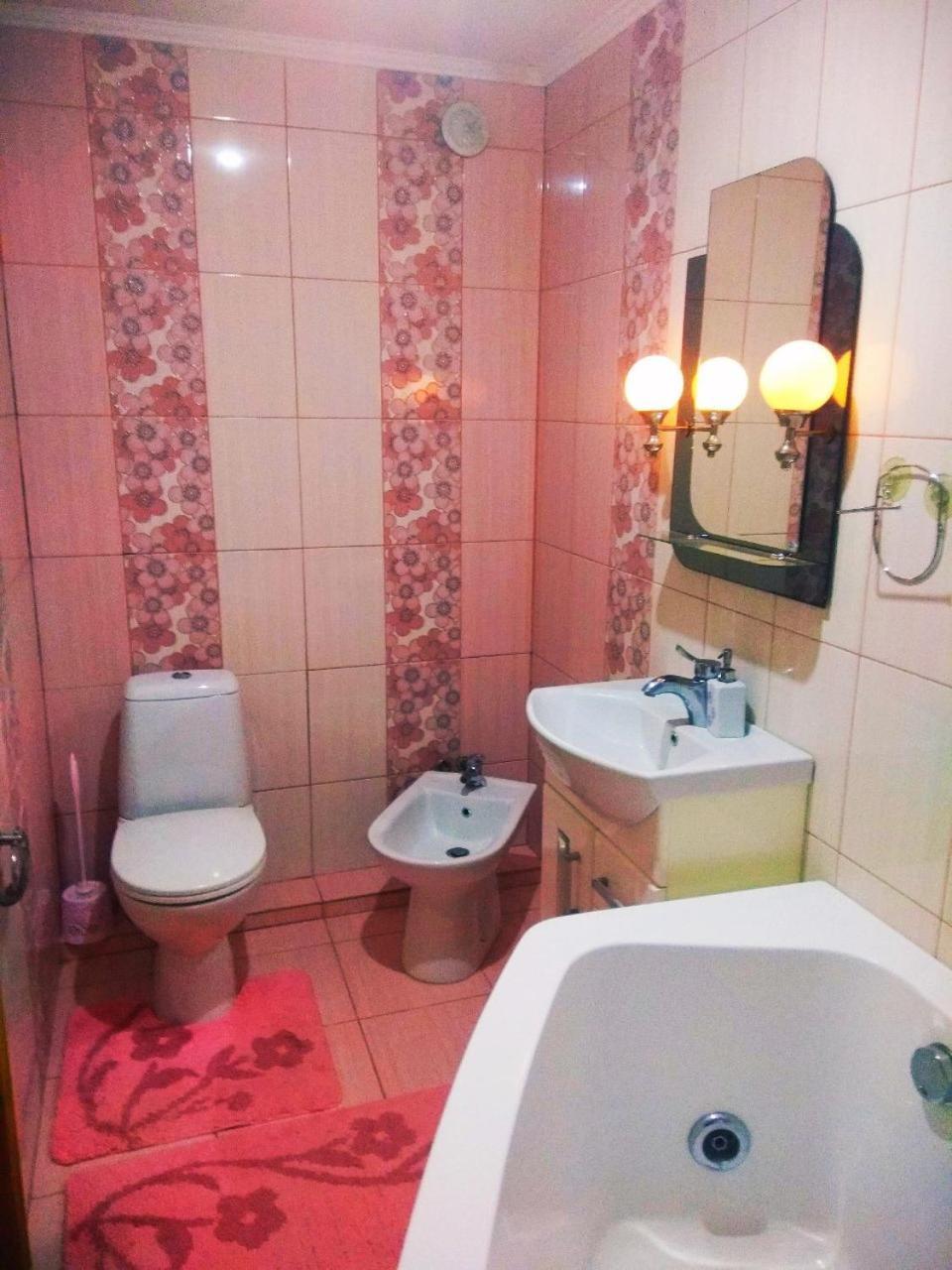 Мирослава Lazeshchyna Esterno foto
